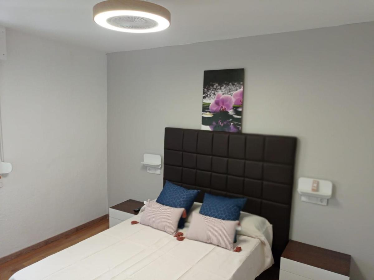 Las Palmeras Hotel Gijon Exterior photo